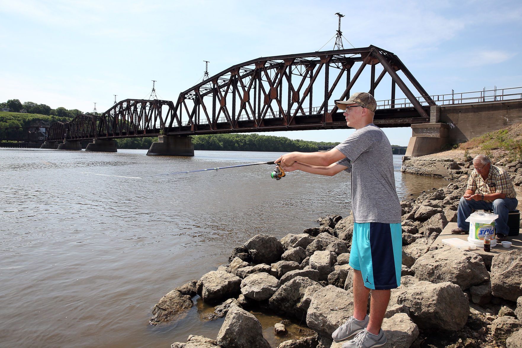 THE GREAT RIVER-0413